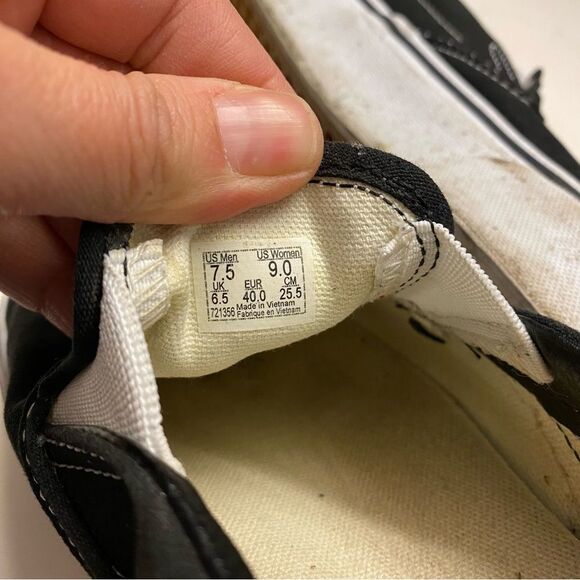 Vans Sneaker classic black canvas Skater Grunge Slip On shoes 7.5 mens 9 womans - Picture 7 of 7